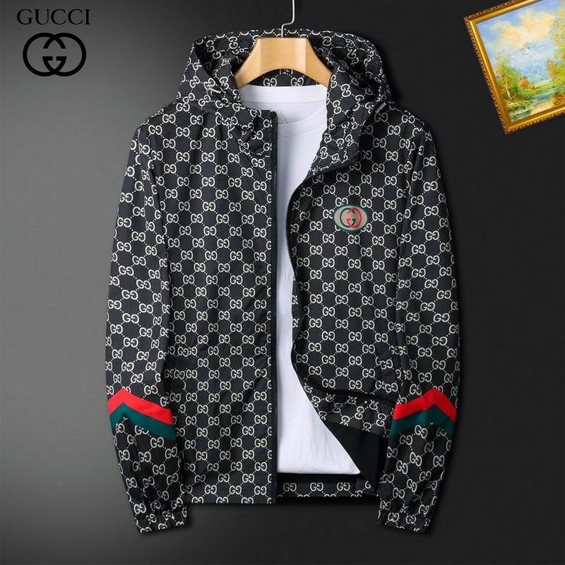 Gucci Men's Outwear 143